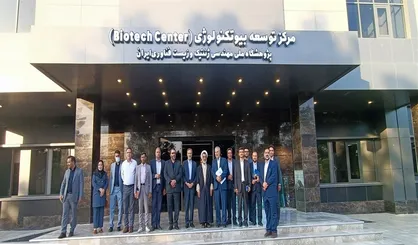 دانشگاه&zwnj;ها و پژوهشگاه&zwnj;ها موضوع محور شوند/ علم نباید حکومتی شود