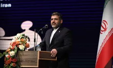 قائل به محدودیت برای کار هنرمندانه نیستیم