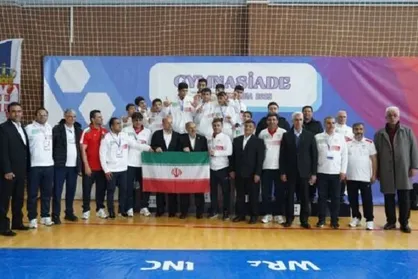 درخشش دانش آموزان کشتی گیر در صربستان با ۷ مدال طلا