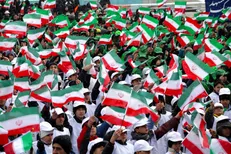 حضور شکوهمند و غیرتمندانه مردم دیار حاج قاسم در راهپیمایی ٢٢ بهمن+عکس و فیلم