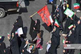 راهپیمایی بانوان فاطمی در شیراز