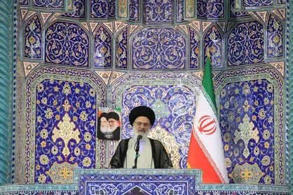 امام جمعه قم: مذاکره آمریکا با اوکراین درس عبرتی برای ماست/زائران و مسافران مراقب&zwnj; باشند حرمت ماه رمضان حفظ شود