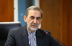 ولایتی: تدوین و نگهداری اسناد دفاع مقدس توسط سپاه نشانه آینده‌نگری و هوشمندی است