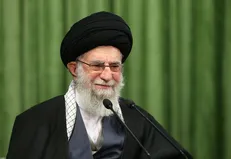 رهبر انقلاب: بدگویی و بدزبانی در جامعه باید جمع شود /  آثار هنری از همسران شهدا کم تولید شده است