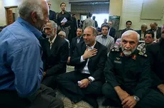 سنگ‌اندازی استانداری همدان برای سخنرانی قالیباف در مراسم همرزمش/ مراسم شهید همدانی را سیاسی نکنید!