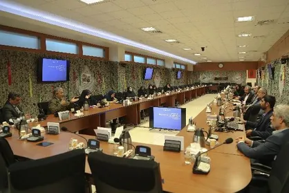 نشست علمی تاریخ شفاهی &laquo;آسیب&zwnj;ها و چالش ها، راهکار&zwnj;ها و روش ها&raquo;
