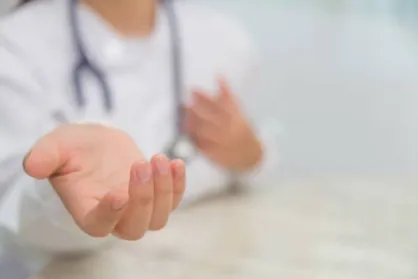 عوارض بی&zwnj;اختیاری ادراری چیست؟