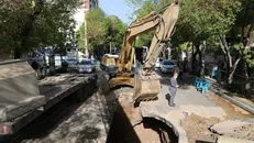 بحران فرسودگی شبکه فاضلاب اصفهان و رهاسازی فاضلاب در خیابان قائمیه