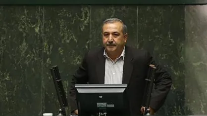 محمودزاده، نایب رئیس کمیسیون کشاورزی: آقای وزیر توضیح دهد چرا وزارت نفت با توزیغ گاز سی ان جی مشکل دارد و بیشتر دنبال صادرات گاز است
