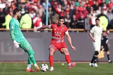باشگاه پرسپولیس: شعار‌های قومیتی را محکوم می‌کنیم