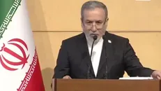 در سیاست خارجه ما حمل و نقل موضوع حاشیه‌ای نیست