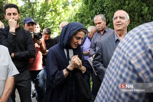تشییع پیکر پرویز بهرام