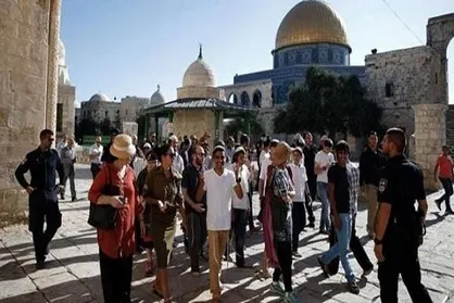 حمله شهرک&zwnj;نشینان صهیونیست به مسجدالاقصی