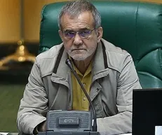 آقای پزشکیان! انتقاد به نظام تصمیم‌گیری را از راه‌های قانونی در دستور کار قرار دهید