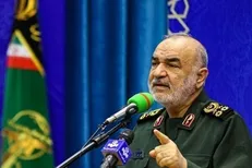 سرلشگر سلامی: امیرعبدالهیان مشروعیت عملیات وعده صادق را به جهان تفهیم کرد + فیلم
