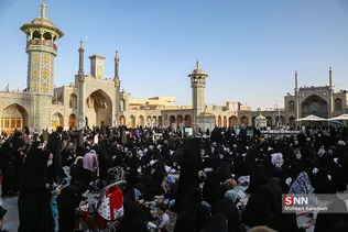 مراسم دعای عرفه در حرم حضرت معصومه (س)