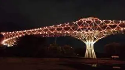 پل طبیعت نارنجی می&zwnj;شود