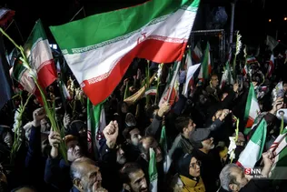 مراسم وداع با پیکر شهدای ناوشکن دنا در میدان تجریش تهران