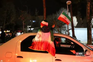 شادی مردم تهران پس از صعود تیم ملی فوتبال به جام جهانی