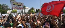 تظاهرات خشم پیش از سفر بن سلمان به تونس
