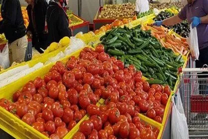 کاهش قیمت انواع سبزیجات و صیفی&zwnj;جات در میادین میوه و تره&zwnj;بار +لیست قیمت