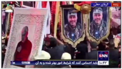 دسته عزاداری حشدالشعبی در حرم حضرت سیدالشهدا (علیه السلام) به همراه یادبود شهیدان حاج قاسم سلیمانی و ابومهدی المهندس