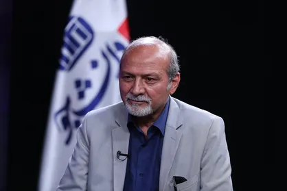 انتقاد پیشکسوت فوتبال از مدیریت در باشگاه های بزرگ مثل استقلال و پرسپولیس و سپاهان / فریادشیران: باید از مربی&zwnj;های ایرانی حمایت کنیم + فیلم