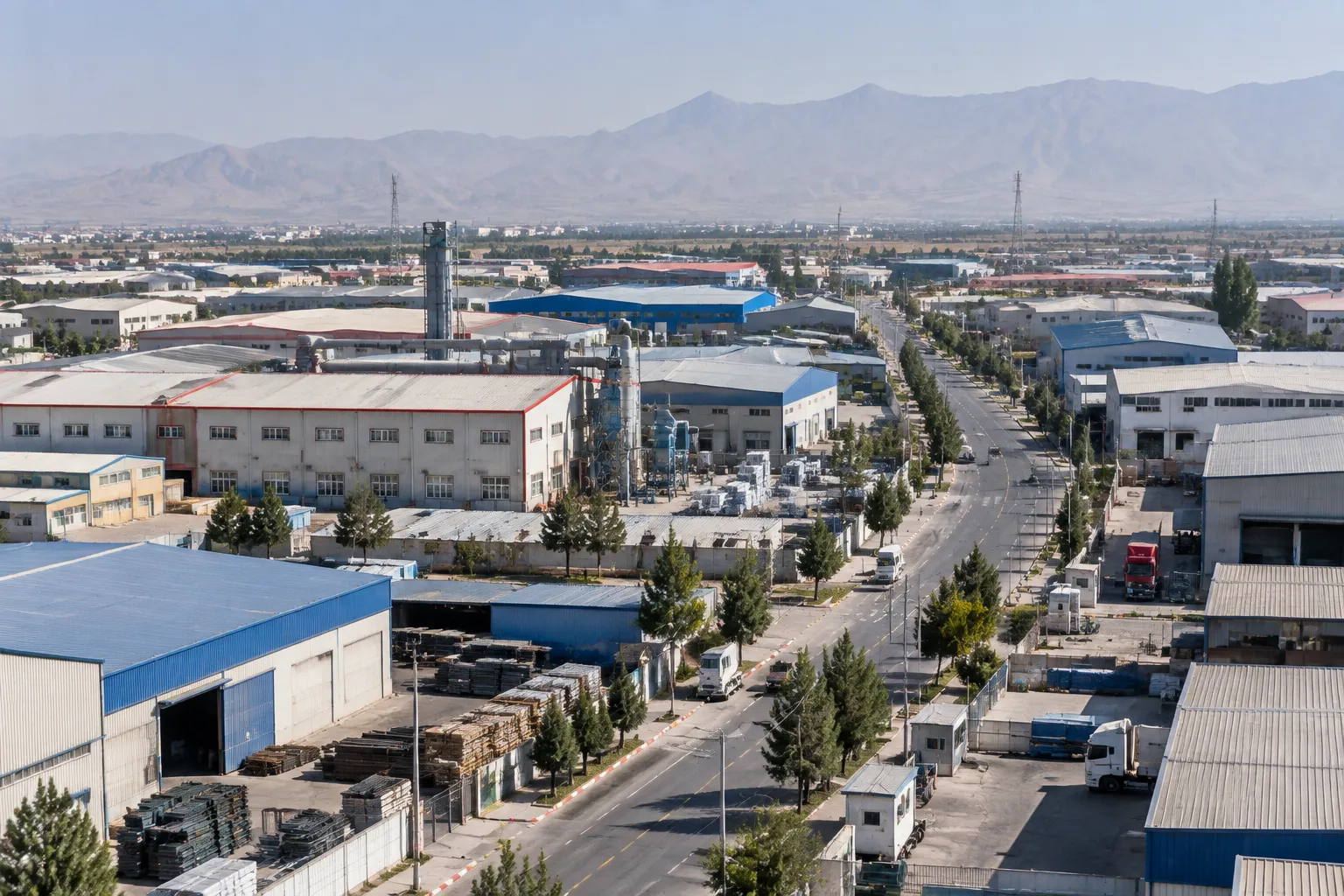 خسارت جنگ به شهرک صنعتی شمس‌آباد ری / ۴۰۰ واحد تولیدی در انتظار جبران خسارت