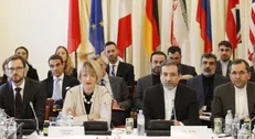 هشدار ۲۷ شورای تبیین مواضع بسیج دانشجویی درباره مذاکره با آمریکا / دولتمردان مراقب فریبکاری‌ها باشند