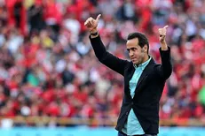 علی کریمی: اشتباه شیری بچگانه بود/ هواداران پرسپولیس به تیم خود افتخار کنند