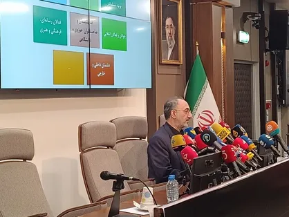 اسحاقی: رهبر شهید انقلاب برای قوی شدن ایران تمام هستی خودشان را گذاشتند + فیلم