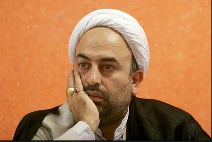 نمایشگاه کتاب تهران توانسته افراد مختلف را زیر چتر خود بگیرد