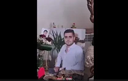 گفت&zwnj;و&zwnj;گو SNNTV با خانواده سرباز ایران/ جانفدایی که آرامش مادر بود + فیلم