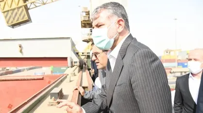 بیش از ۵۰۰ هزار تن کنجاله سویا در حال بارگیری است