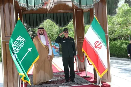 وزیر دفاع عربستان وارد تهران شد+فیلم