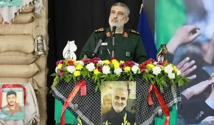 امروز مسئله مهم برای ما بصیرت و تشخیص جبهه حق از باطل است