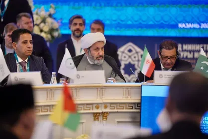 برگزاری گفتگوهایی منظم بین کشورهای اسلامی ناظر به حل مسائل اساسی بشر، ضرورتی اجتناب&zwnj;ناپذیر است