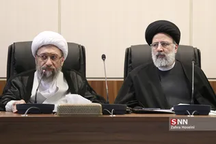حجت الاسلام رئیسی و آیت الله آملی در جلسه مجمع تشخیص مصلحت نظام