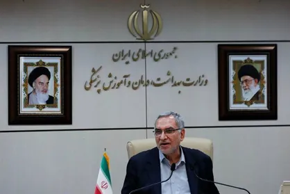 مشکلی در تأمین دارو نداریم/ اهمیت تزریق دوز یادآور واکسن کرونا