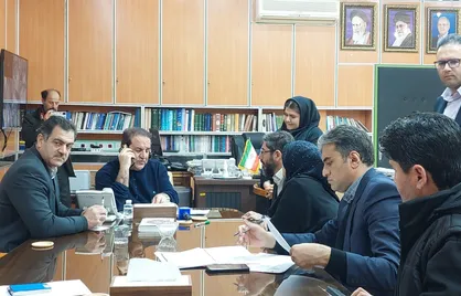 دیدار مردمی استاندار ایلام؛ پل ارتباطی مسئولان با شهروندان برای رفع مشکلات