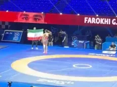 سلام نظامی فرخی به پرچم ایران