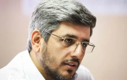 واکنش محسن یزدی به شایعات اخیر پیرامون شبکه مستند؛
اگر مبنای نقدها تغییر مدیر باشد صدا و سیما محافظه کار می&zwnj;&lrm;شود