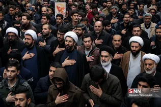 تجمع دانشجویان در دانشگاه تهران