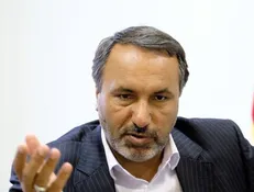 رضایی کوچی: آمریکایی‌ها دیگر خواب راحتی نخواهند داشت/ همه پایگاه‌های آمریکا در تیررس ما هستند