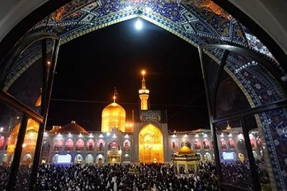 با زیارت از راه دور به انوار قدسی امام رئوف تمسک بجویید