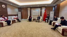 هلال‌احمر: حمله به کودکان نقض حقوق بشردوستانه است / قدردانی از حمایت صلیب سرخ چین