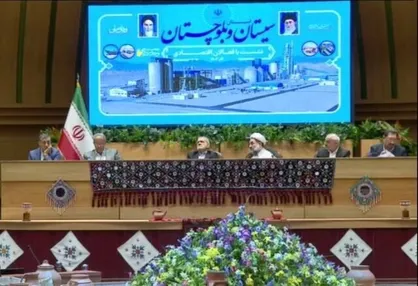 نشست رئیس&zwnj;جمهور با فعالان اقتصادی سیستان&zwnj;وبلوچستان