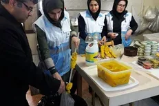 کشف و معدوم سازی ۷۰۰ تن مواد غذایی فاسد