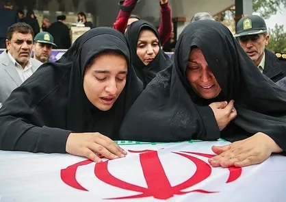 فیلم/ خوابی که مهر تایید شهدا بر مراسم &laquo;دختران انقلاب&raquo; شد