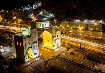 شیرازی&zwnj;های پرشور در کنار کارتن&zwnj;خواب&zwnj;ها و پاکبان&zwnj;ها/ تغییر ریل جنبش دانشجویی شیراز برای حل موضوعات شهری و اجتماعی